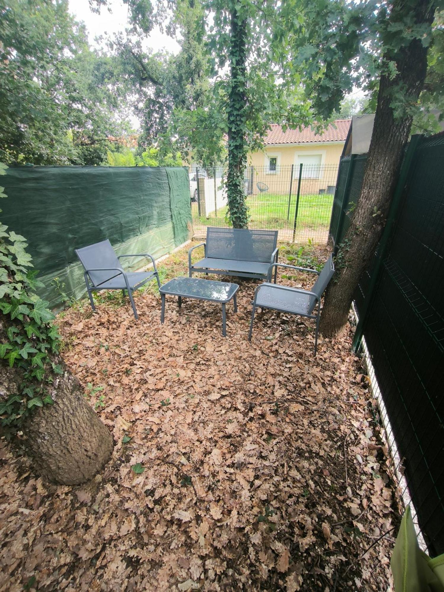 Maisonnette Avec Jardin Colomiers Buitenkant foto